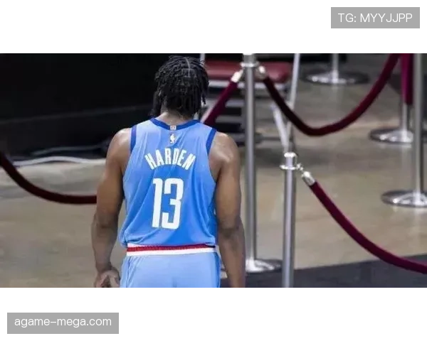 肯扬·马丁突破制造错位提升防守效率助力球队防守端稳定